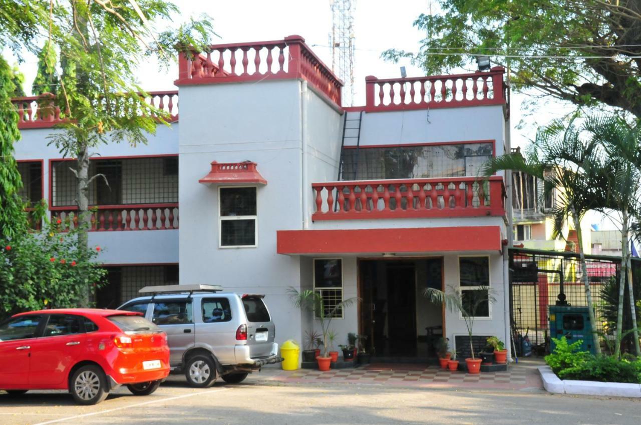 Kstdc Hotel Mayura Velapuri Belur Belur  Экстерьер фото